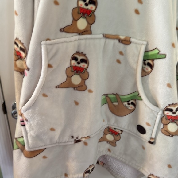 Three Poodle Oversized Wearable Blanket Hoodie Sloth Print Warm Cozy Winter Gift - Picture 4 of 11